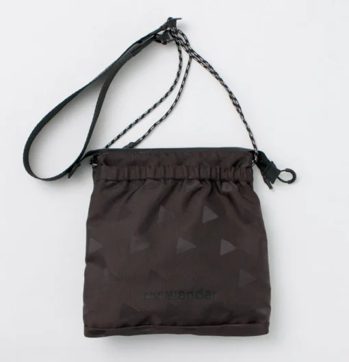 AND WANDER / Triangle Jacquard Sakosh