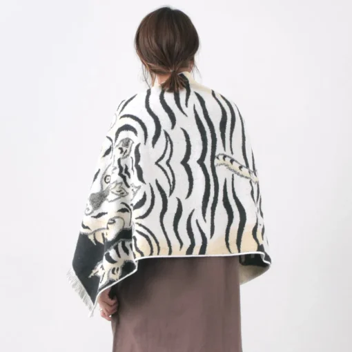CAL O LINE / Tibetan Tiger blanket Towel